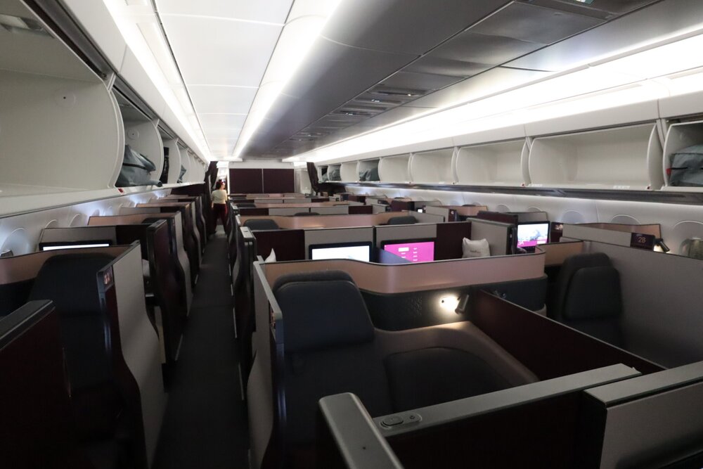Qatar Airways A350 Qsuites business class – Cabin