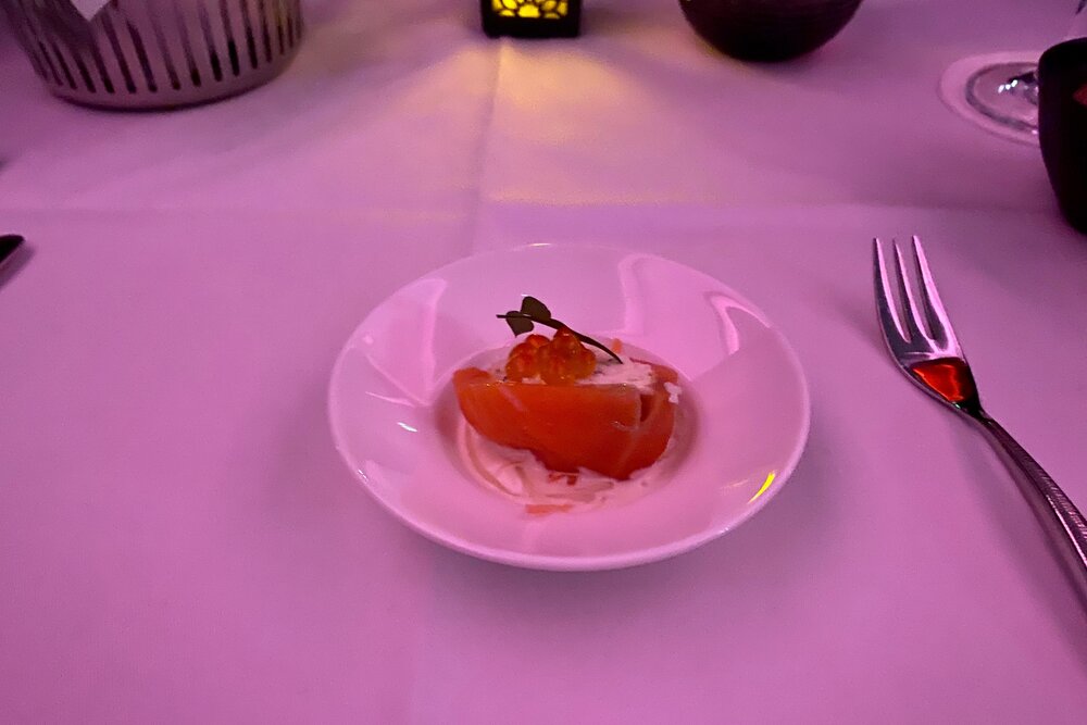 Qatar Airways A350 Qsuites business class – Amuse bouche