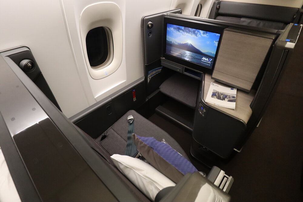 ANA 777 new business class – Seat 15K
