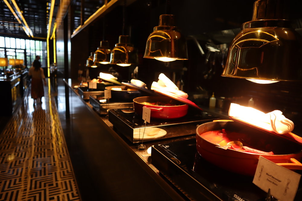 St. Regis Istanbul – Breakfast hot spread