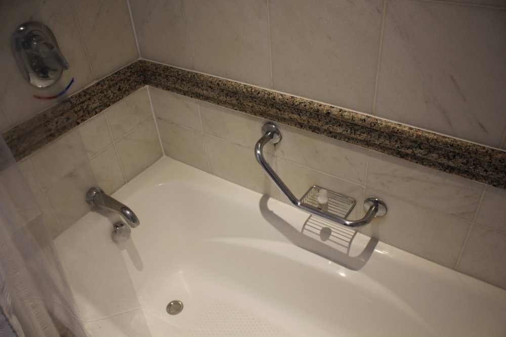 JW Marriott Rio de Janeiro – Shower & bath