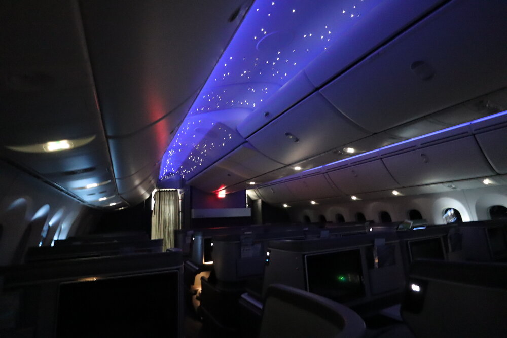 EVA Air 787 business class – Mood lighting
