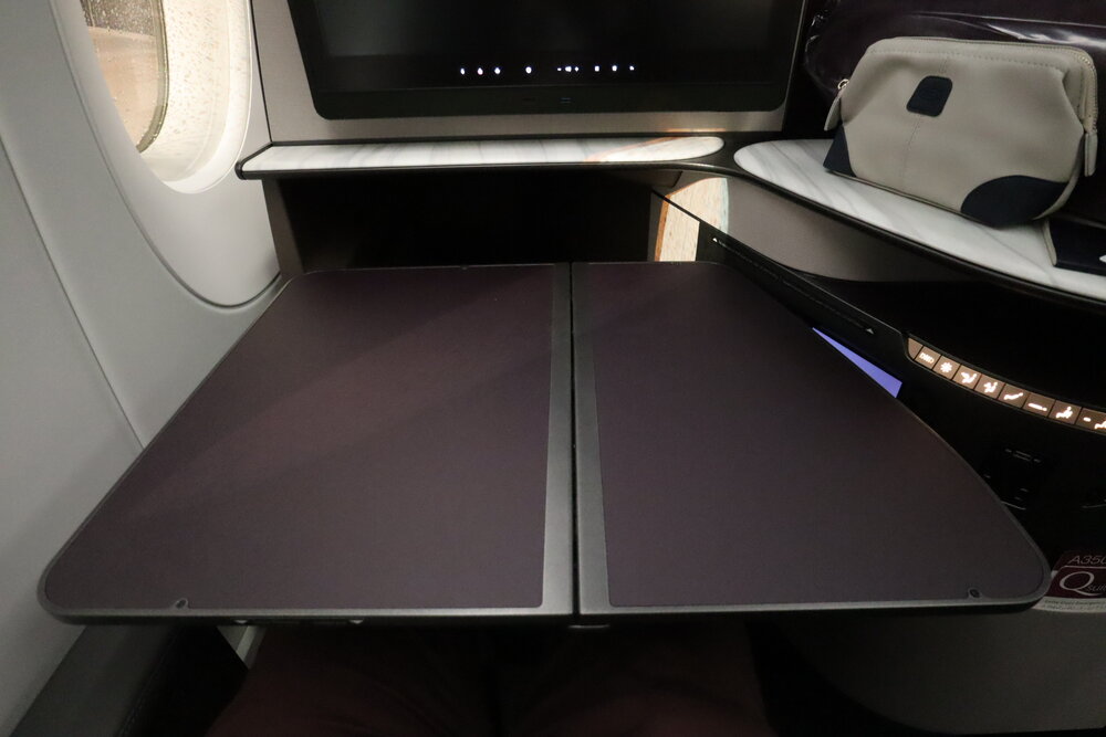 Qatar Airways A350 Qsuites business class – Tray table
