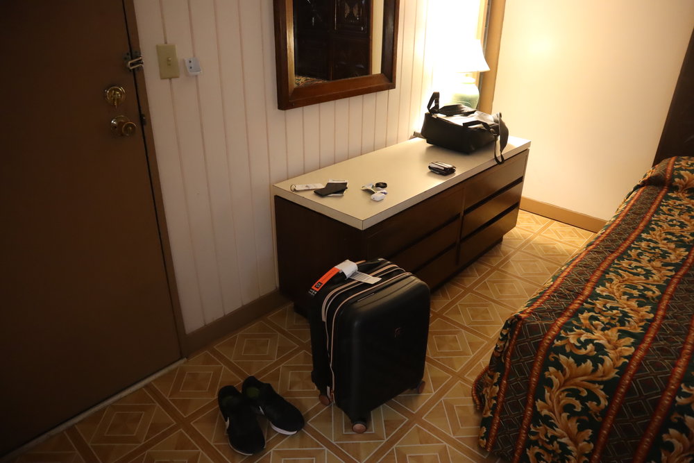 Blue Lagoon Dive Resort – Guest room furniture