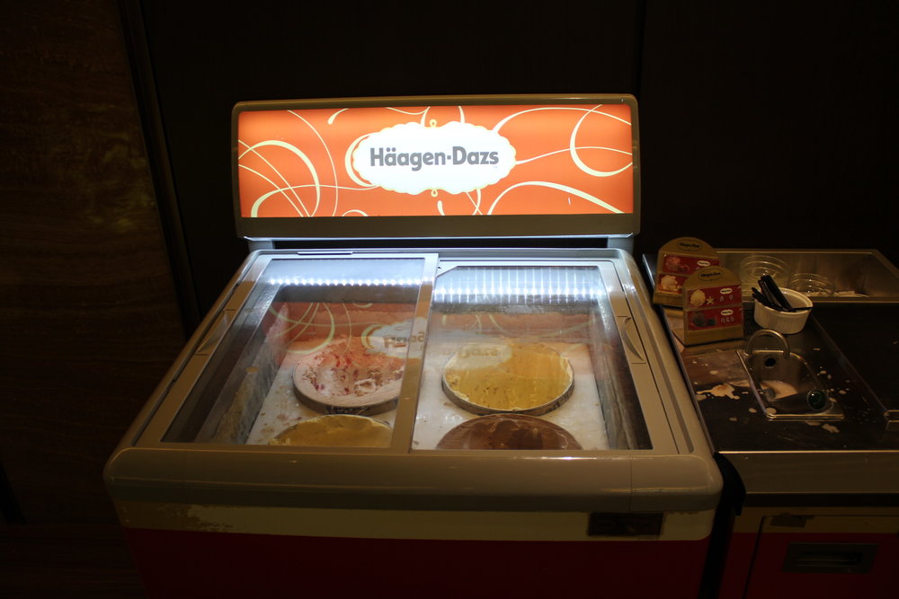 The Star Lounge by EVA Air – Häagen-Dazs ice cream