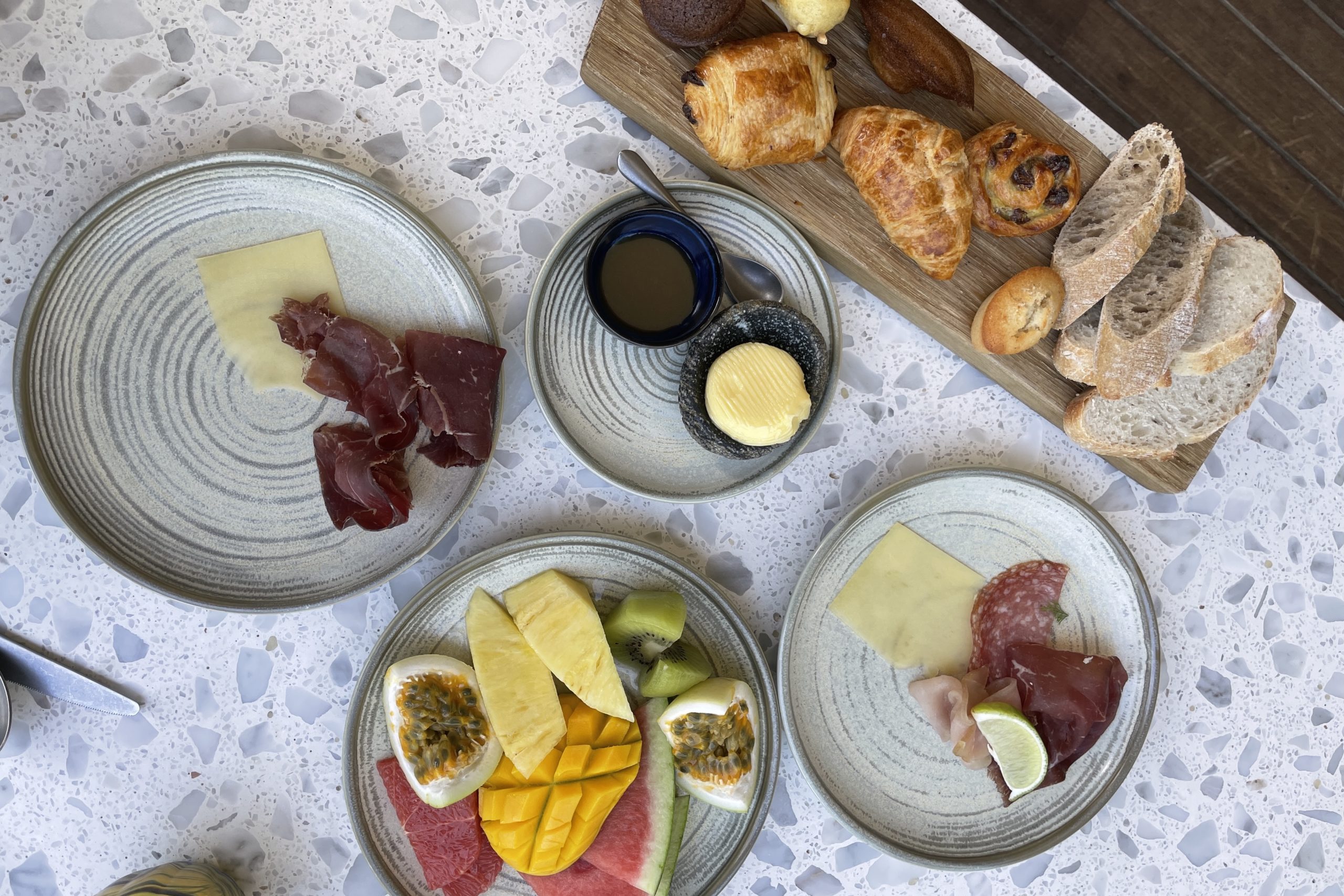 Mango House Seychelles –&nbsp;Staff-served continental breakfast