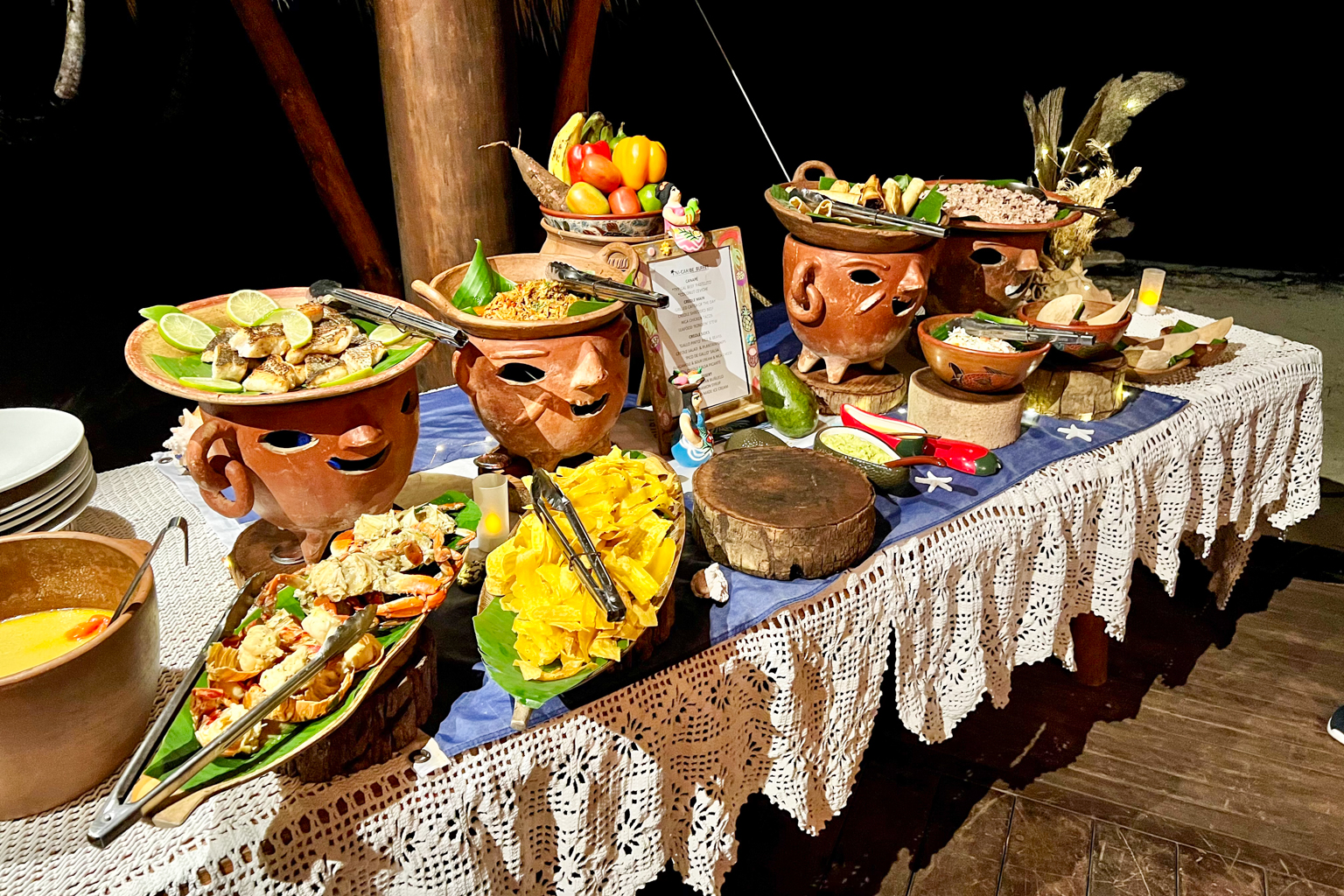 Calala Island –&nbsp;NiCaribbean buffet