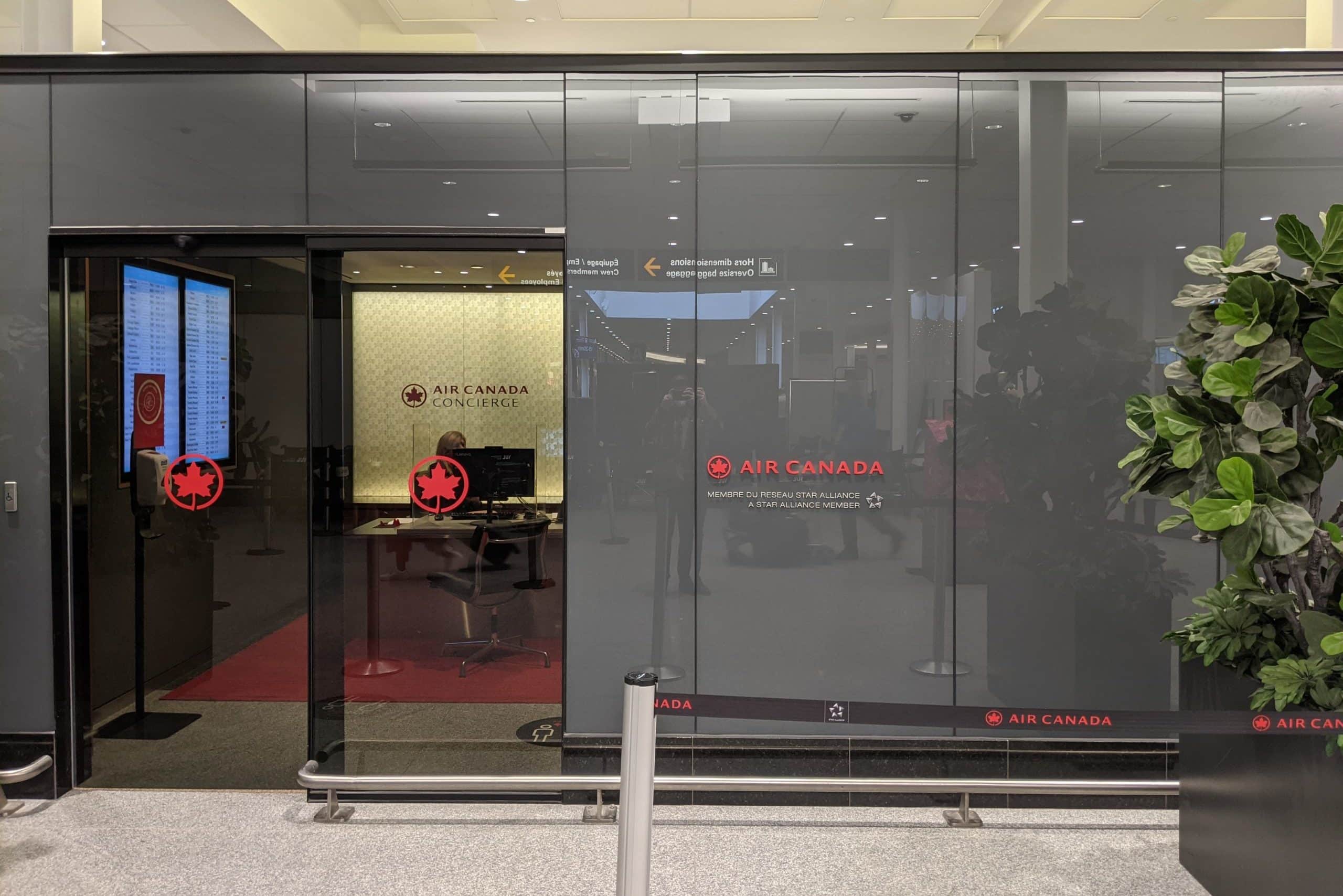Air Canada Concierge hut