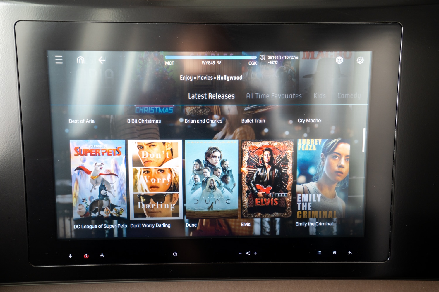 Oman Air 787 business class cabin view