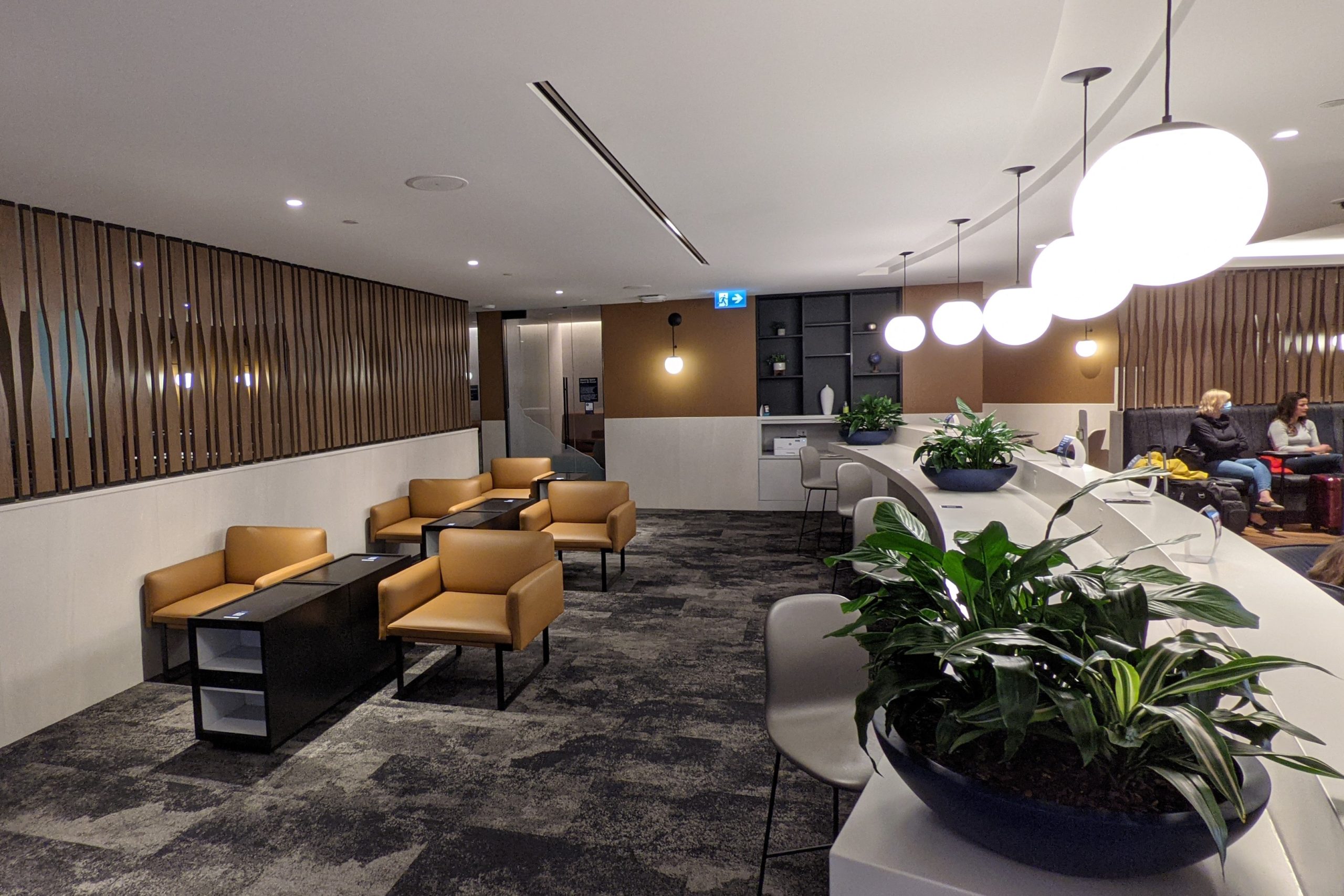 WestJet Elevation Lounge Calgary –&nbsp;Seating area