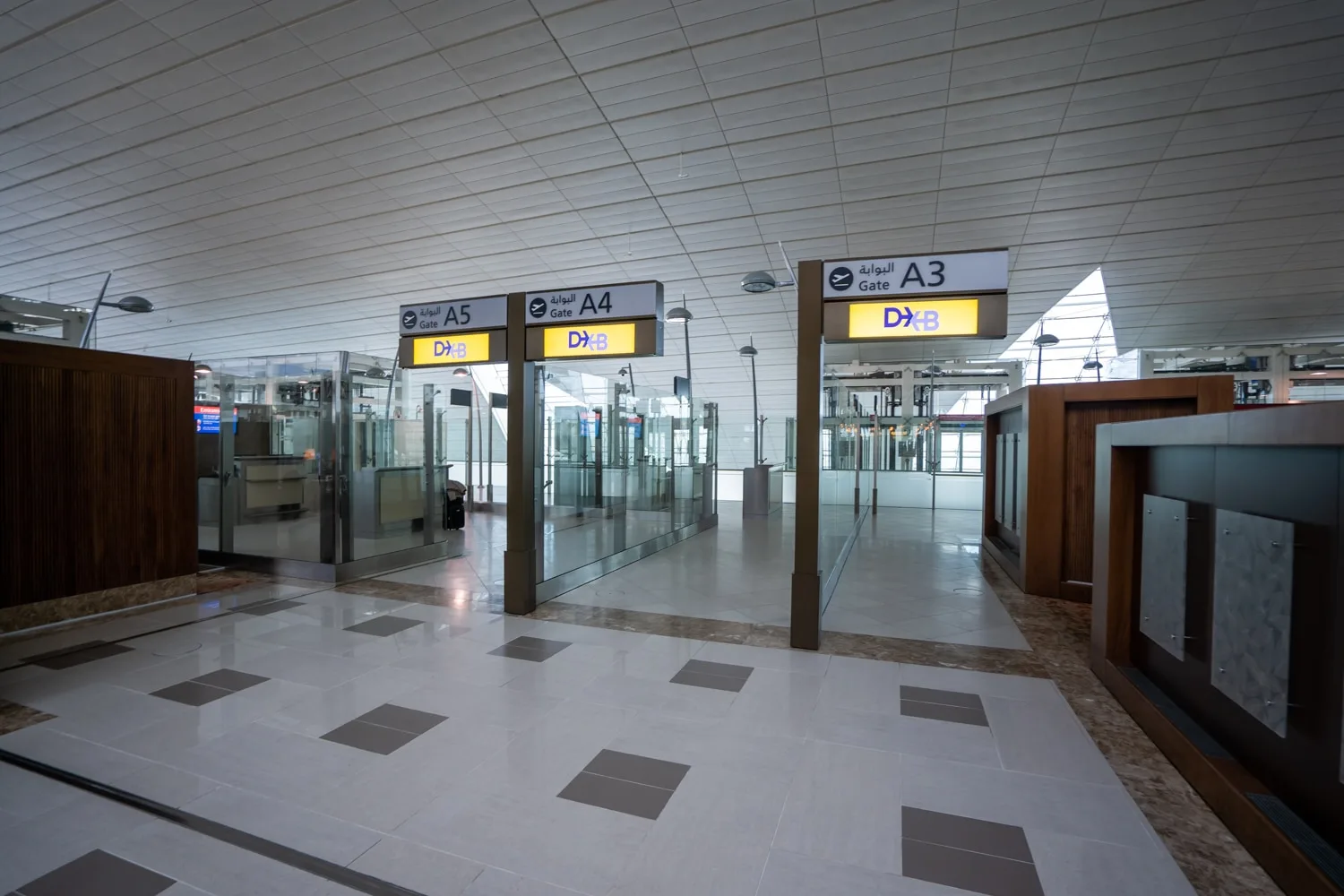 Emirates Business Class Lounge Dubai