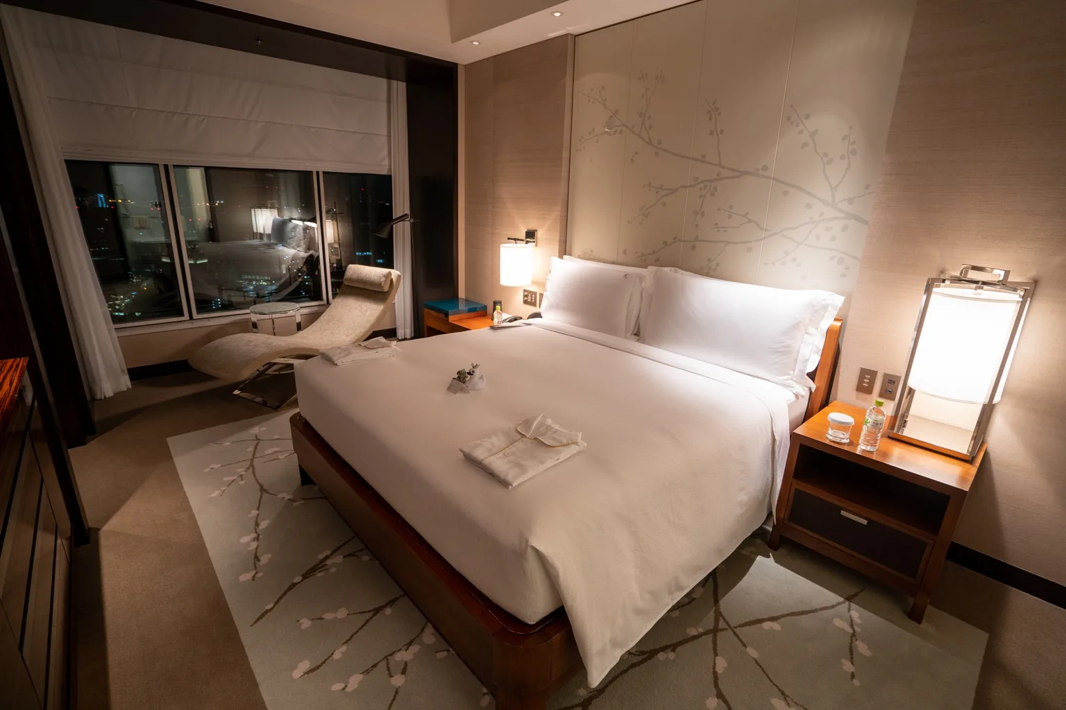 Conrad Tokyo luxury room