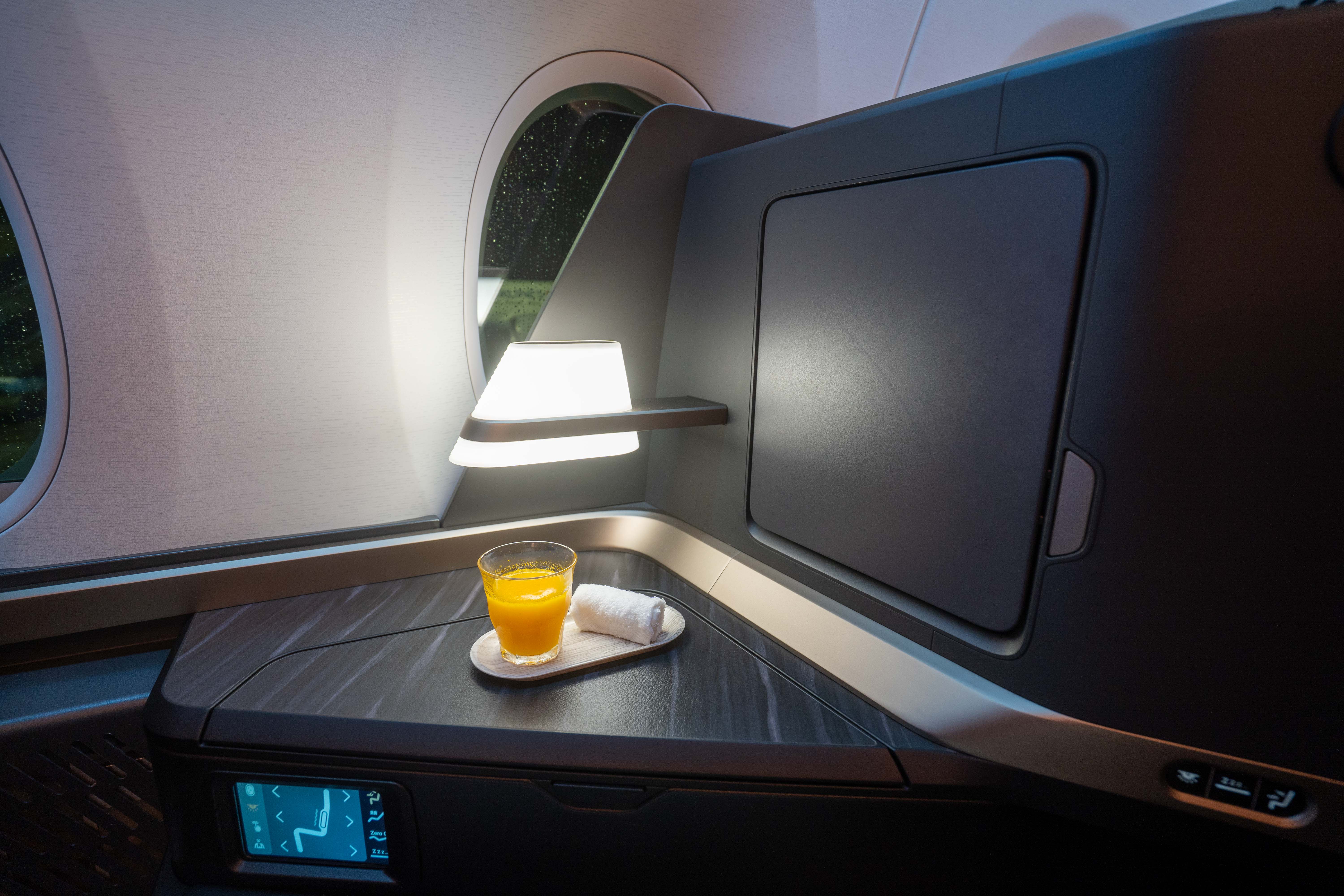 Starlux welcome drink