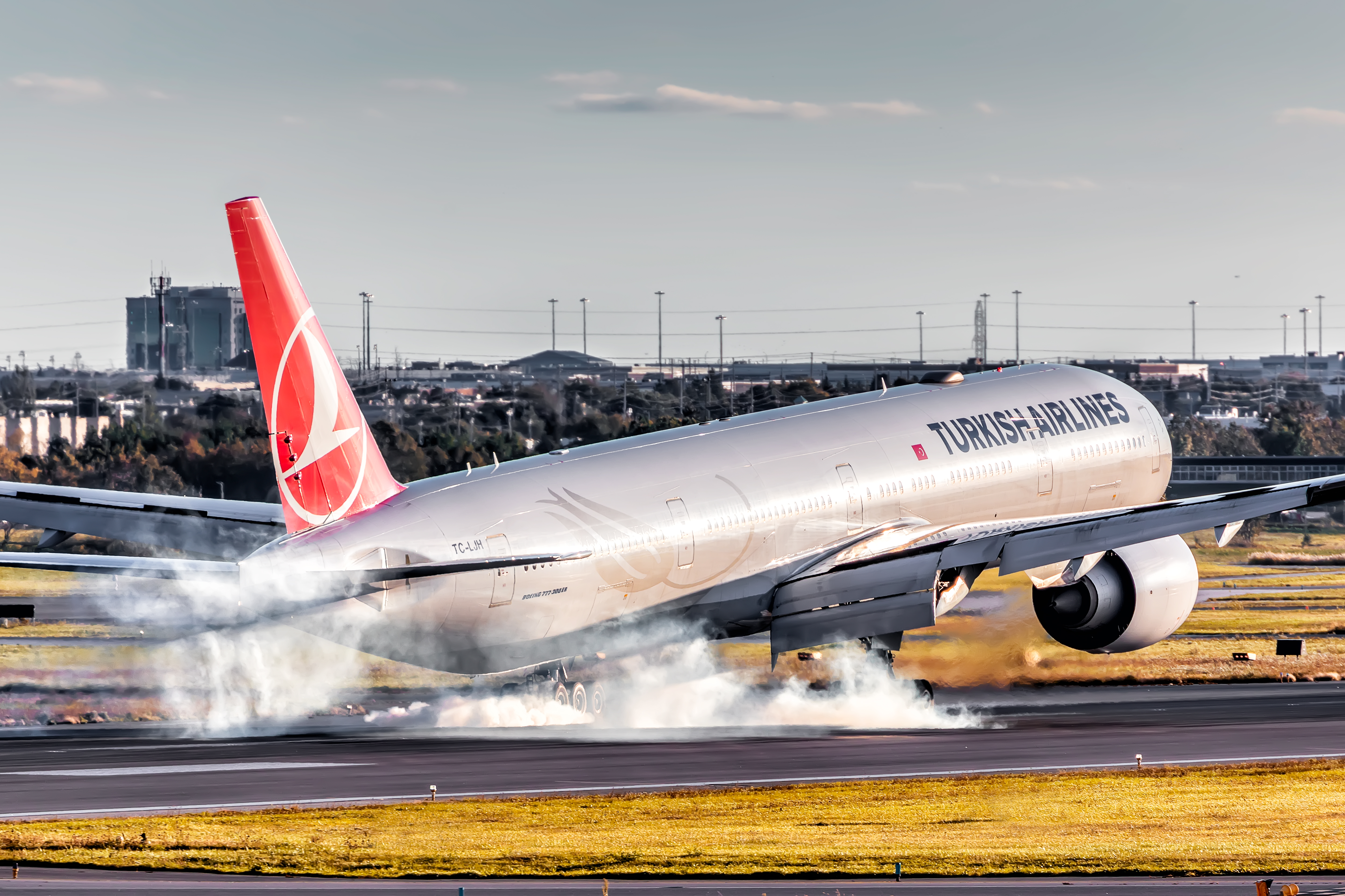 Turkish 777 at Toronto