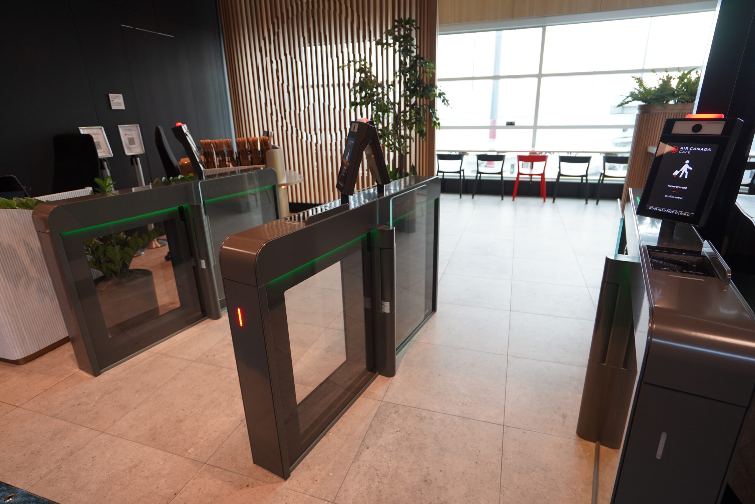 Air Canada Cafe YVR eGates