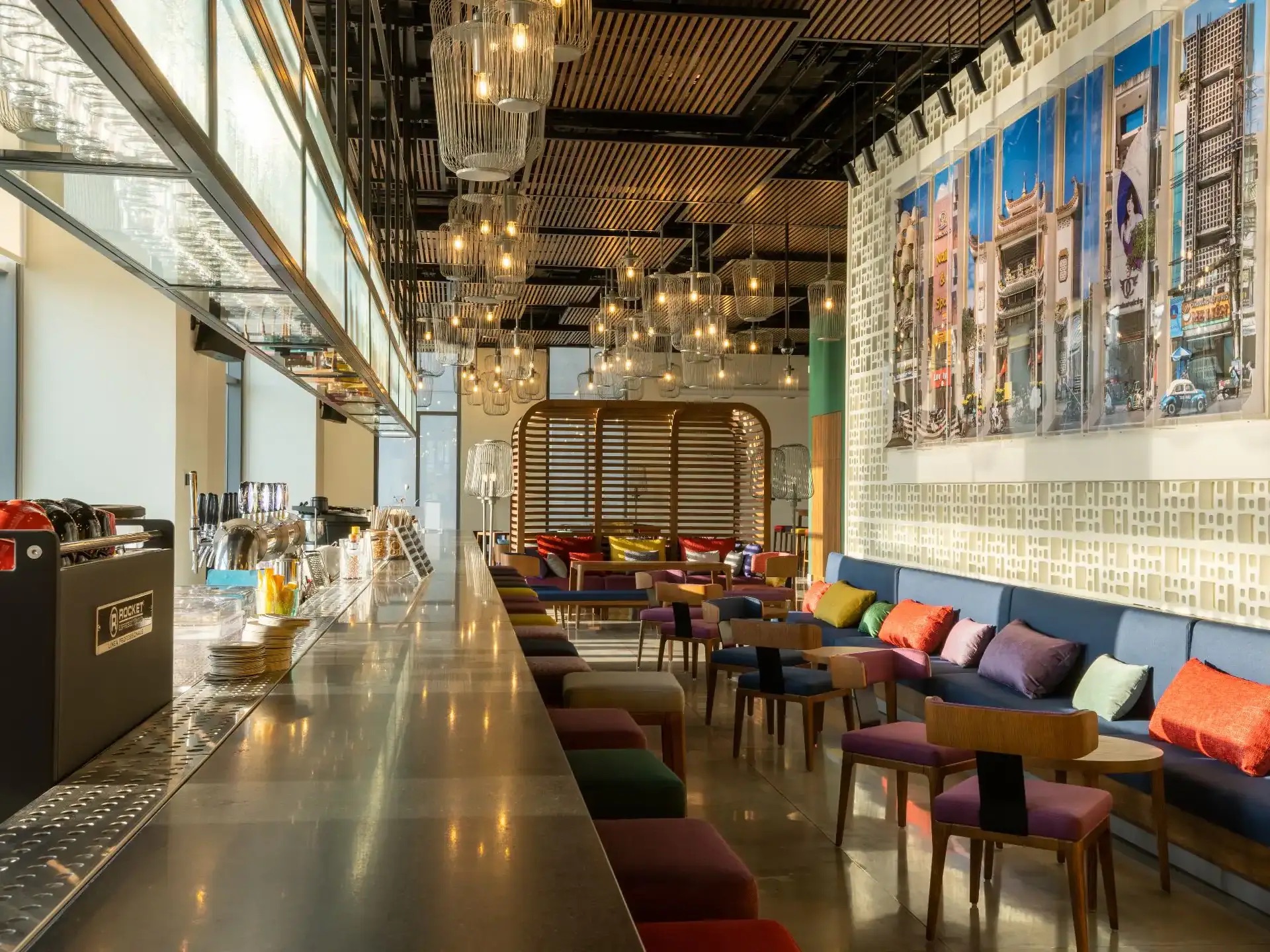 VN102 P0048 Wink Bar Restaurant Overview.16x9