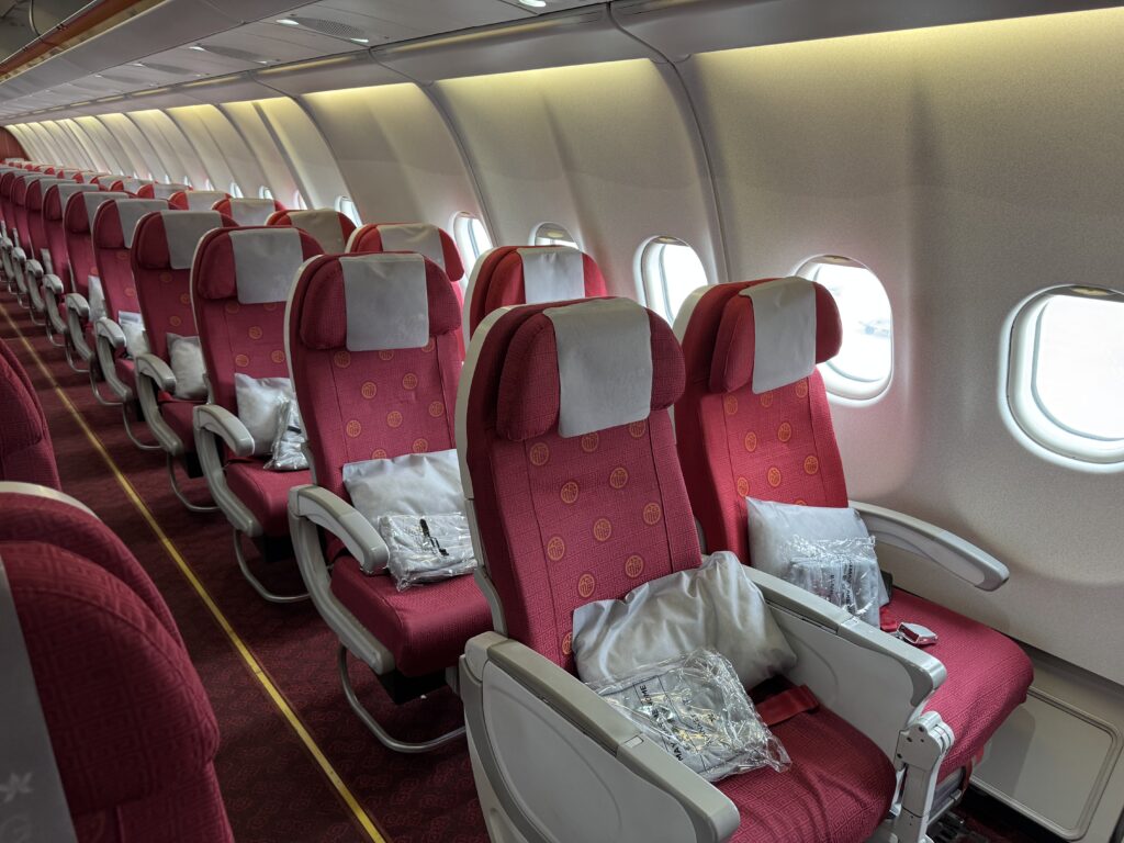 Hong Kong Airlines B LHL A330 300 Economy Class