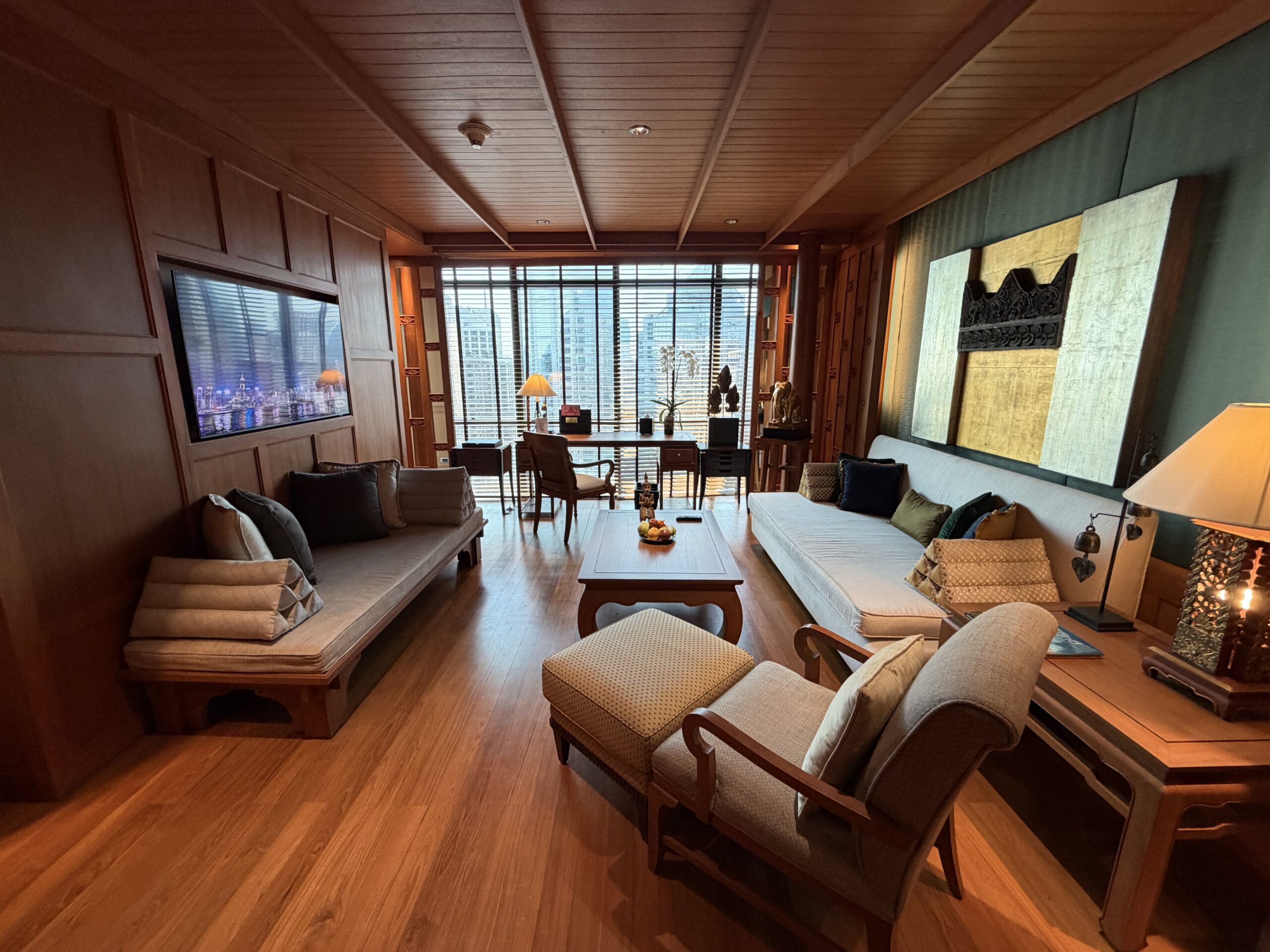 The Athenee Hotel Bangkok – Ruen Thai Suite Living Room 1