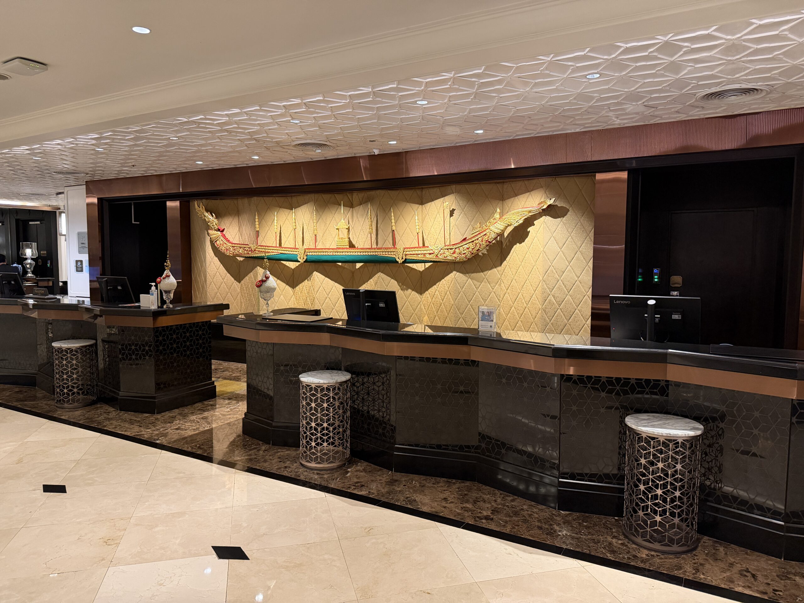 The Athenee Hotel Bangkok Check in Desk