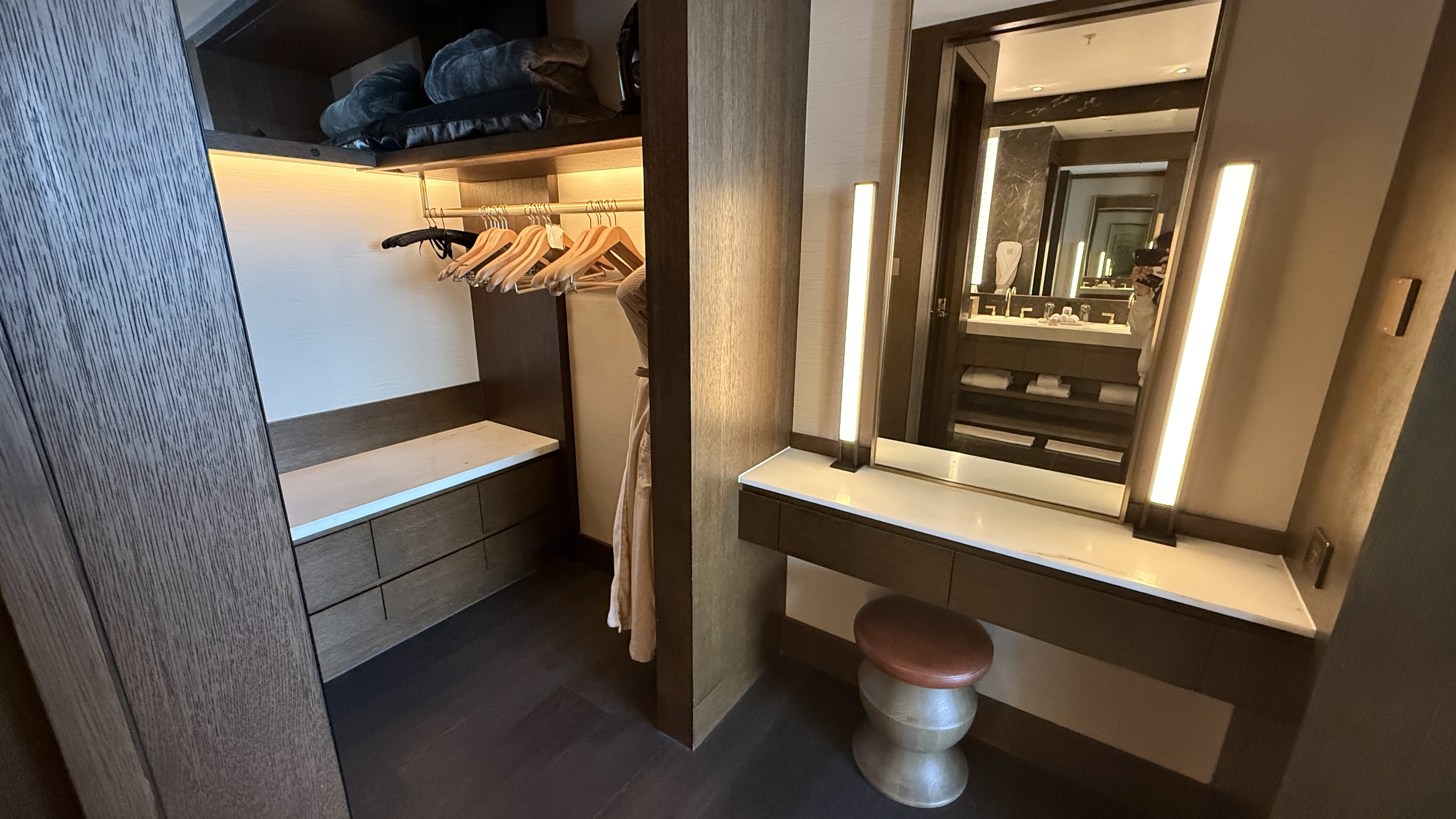 The Ritz Carlton Melbourne Deluxe King Room Vanity & Closet