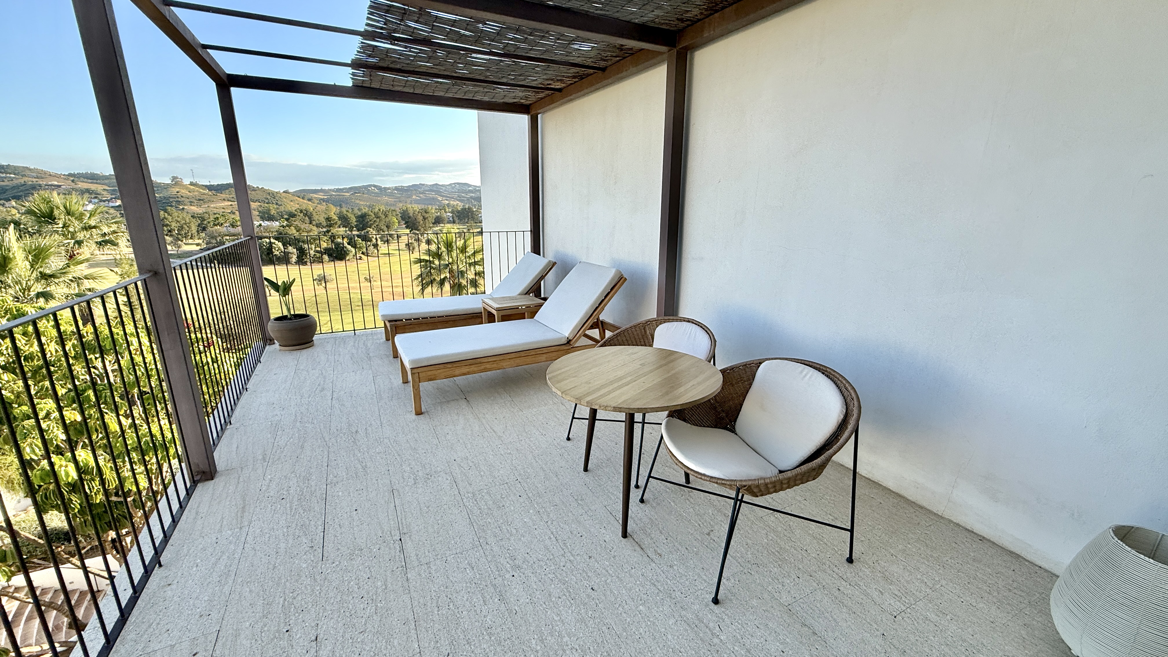 La Zambra Resort - Junior Suite Golf View with Sofa Bed Balcony