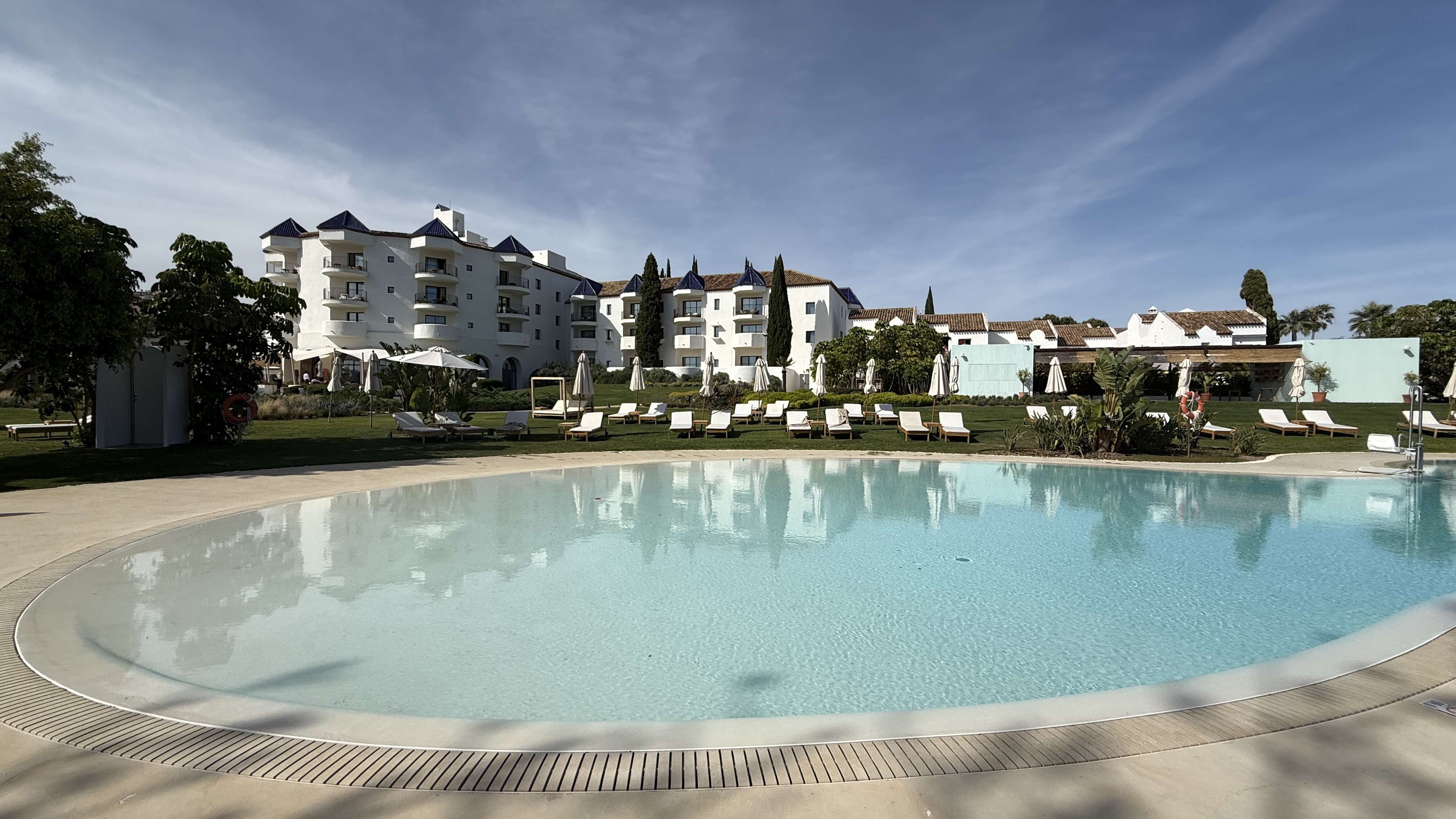 La Zambra Resort - Pool by La Bartola