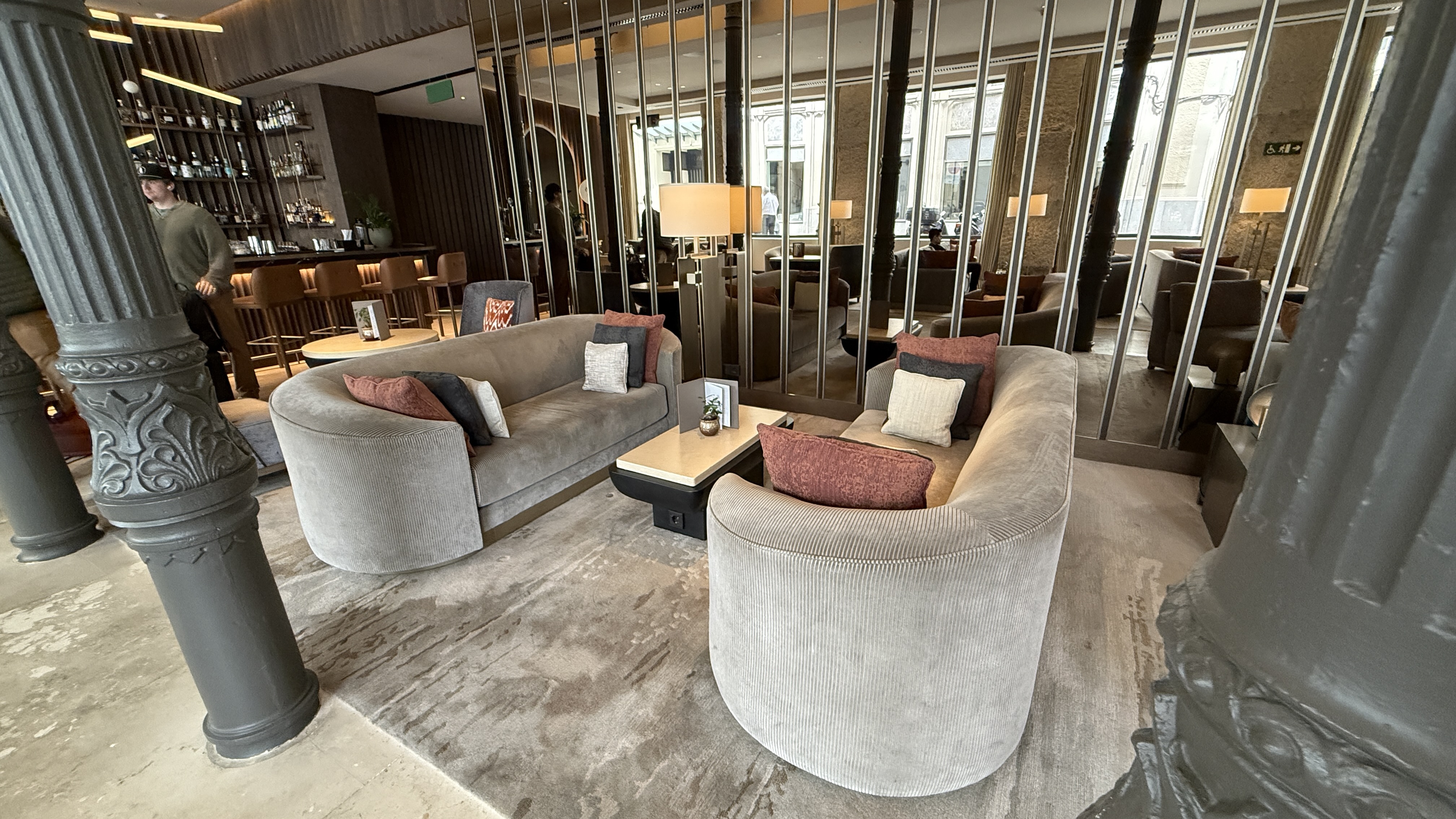 JW Marriott Hotel Madrid - La Botica Lobby Lounge & Bar