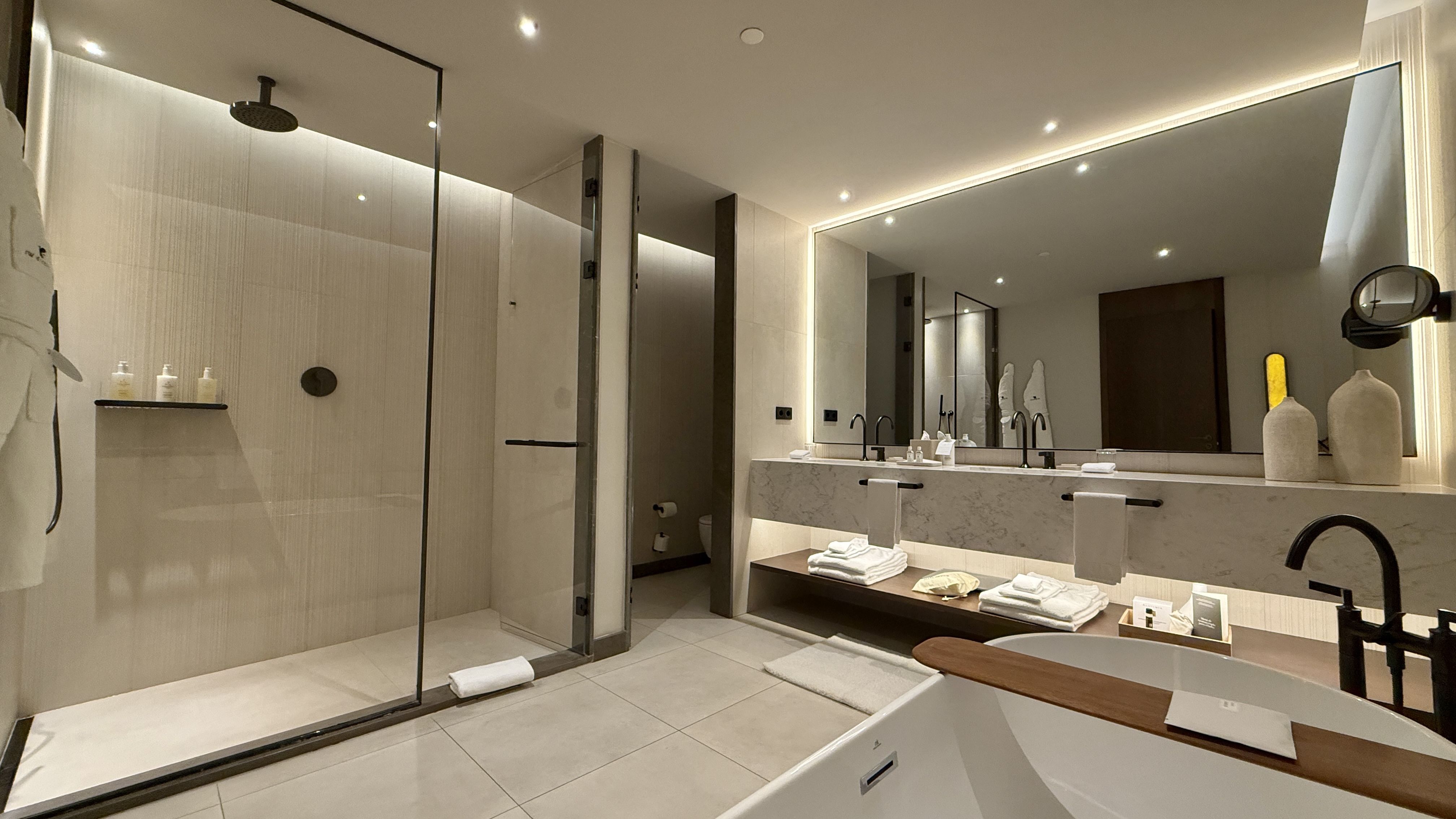 JW Marriott Hotel Madrid - Signature Suite
