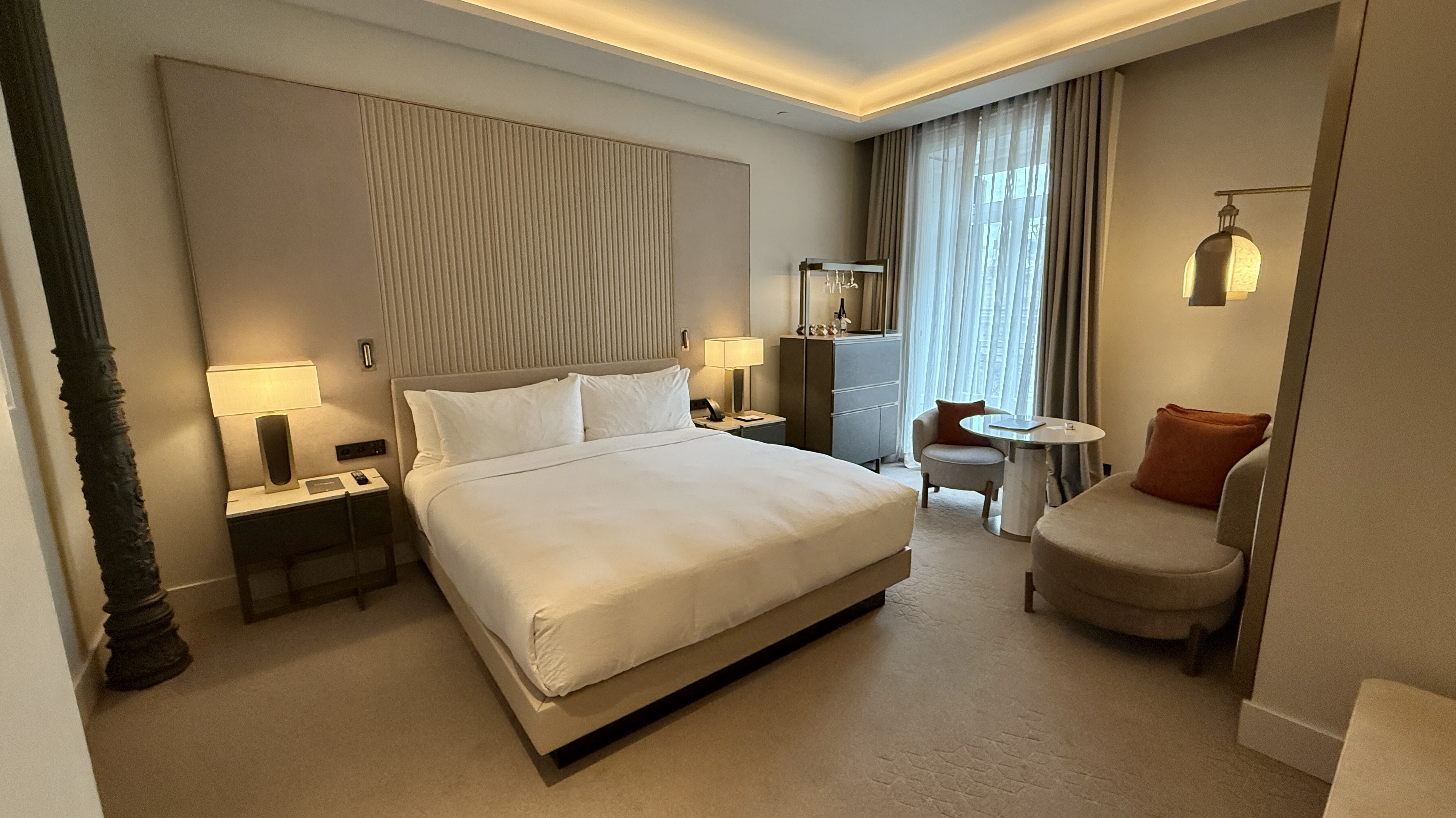 JW Marriott Hotel Madrid - Deluxe Room