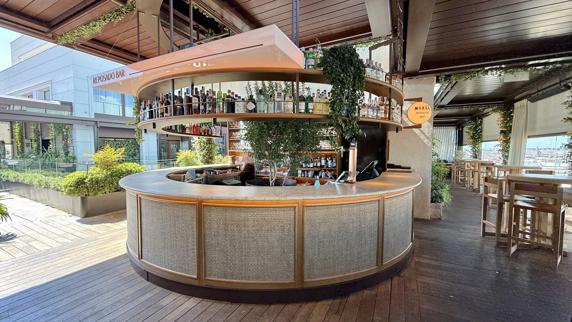 Makáá's circular Reposado rooftop bar